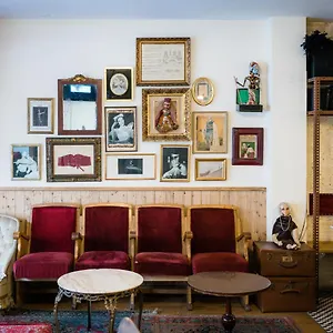 Hostel Pars Teatro (adults Only) 